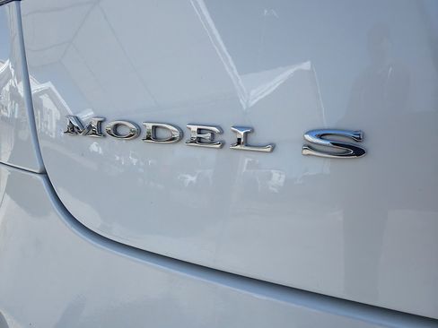 Used 2016 Tesla Model S 90D image 11