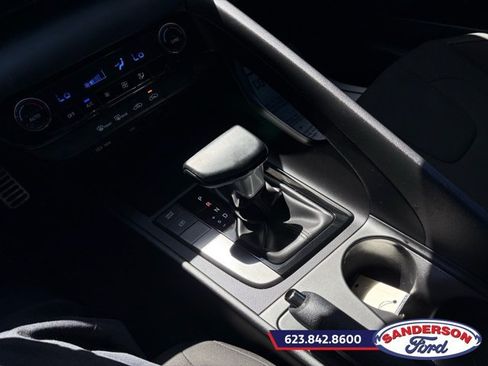 Used 2025 Hyundai Elantra Sport FWD image 19
