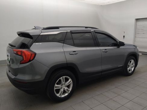 Used 2019 GMC Terrain SLE w/ Driver Convenience Package FWD image 10