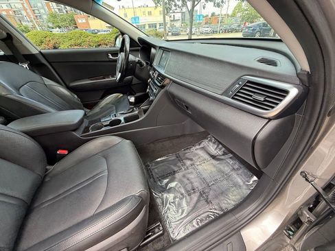 Used 2018 Kia Optima EX w/ Premium Package FWD image 43