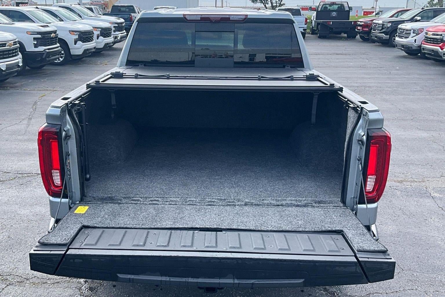 Used 2025 GMC Sierra 1500 Denali AWD/4WD image 4