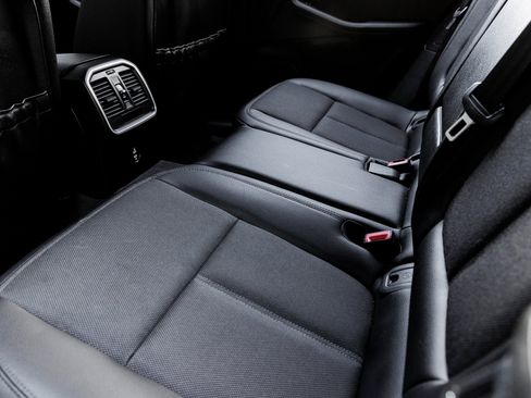 Used 2022 Porsche Macan S image 22