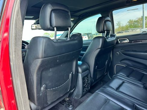 Used 2015 Jeep Grand Cherokee Overland w/ Advanced Technology Group AWD/4WD image 18