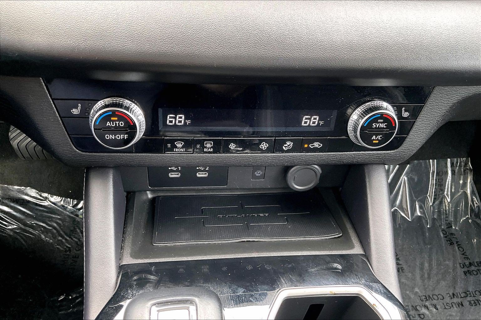 Used 2025 Mitsubishi Outlander SE FWD image 30