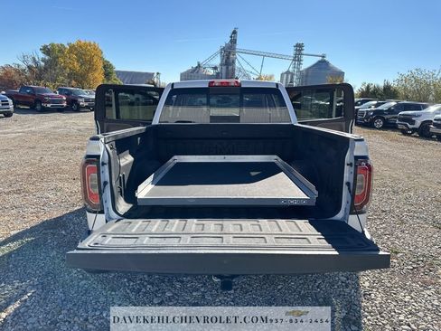 Used 2017 GMC Sierra 1500 SLT AWD/4WD image 29