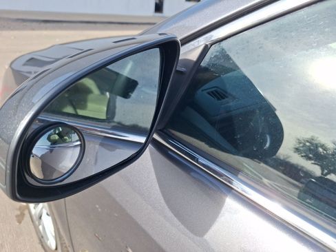 Used 2012 Toyota Camry LE image 14