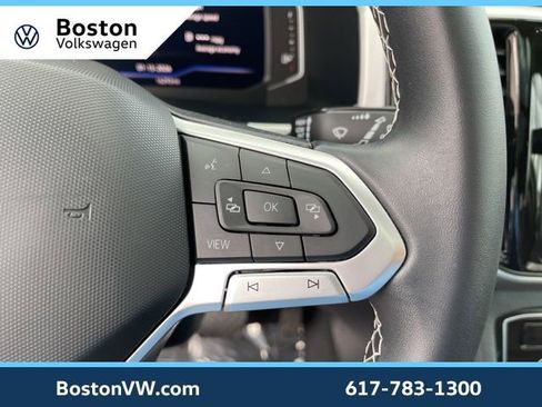 Used 2023 Volkswagen Atlas SE image 19