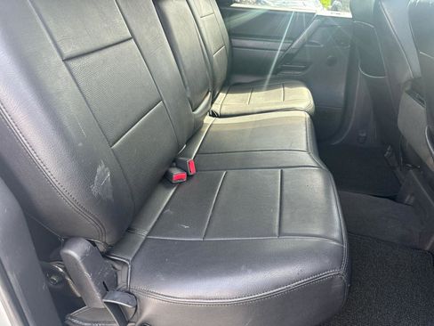 Used 2008 Nissan Titan XE w/ Preferred Pkg image 11