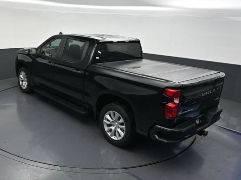 Used 2023 Chevrolet Silverado 1500 Custom RWD image 17