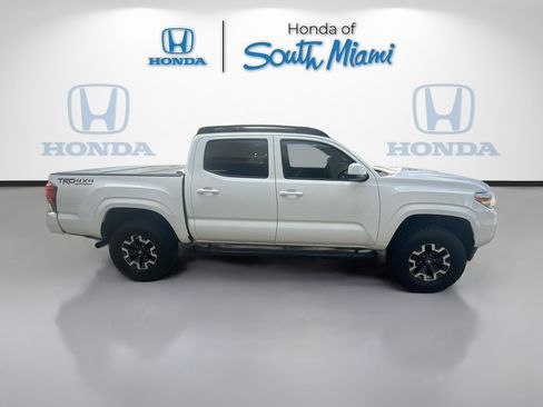 Used 2023 Toyota Tacoma SR AWD/4WD image 8