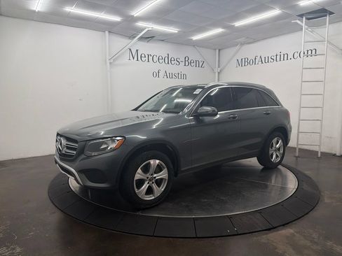 Used 2018 Mercedes-Benz GLC 300 image 3