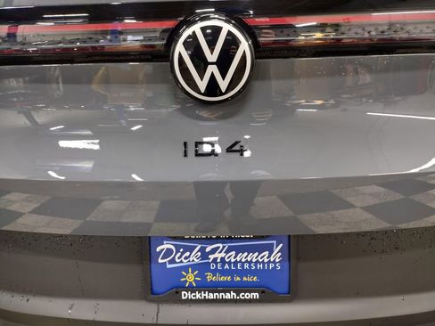New 2026 Volkswagen ID.4 Pro S image 14