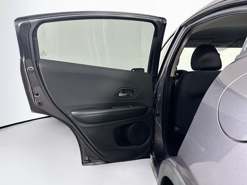 Used 2020 Honda HR-V LX image 25