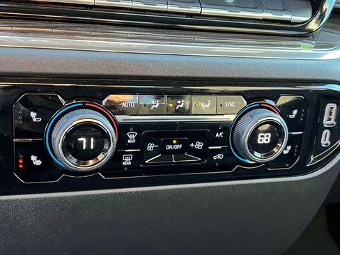 Used 2025 Chevrolet Silverado 1500 LT w/ Protection Package image 29