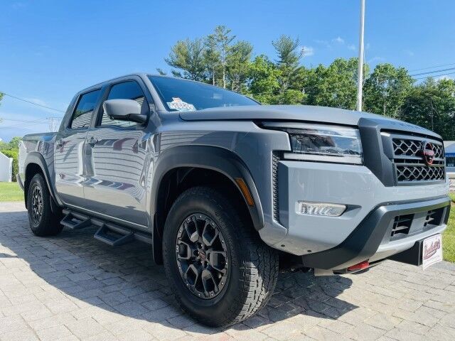 Used 2023 Nissan Frontier PRO-4X w/ Pro-4X Premium Package AWD/4WD image 4