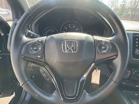 Used 2020 Honda HR-V Sport image 14