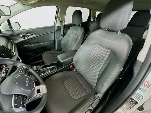 Used 2023 Kia Sportage LX FWD image 31