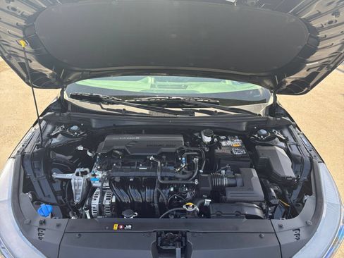 Used 2025 Kia K4 FWD image 31