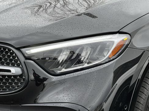 Certified 2025 Mercedes-Benz GLC 300 4MATIC image 7