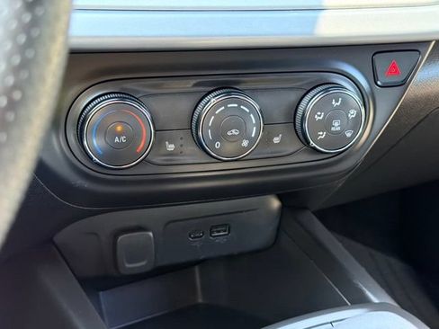 Used 2024 Chevrolet Trax RS w/ Driver Confidence Package FWD image 14