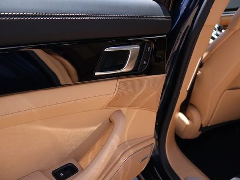 Used 2023 Porsche Panamera 4S w/ Premium Package AWD/4WD image 23