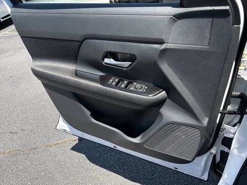 Certified 2026 Nissan Kicks SV FWD image 23