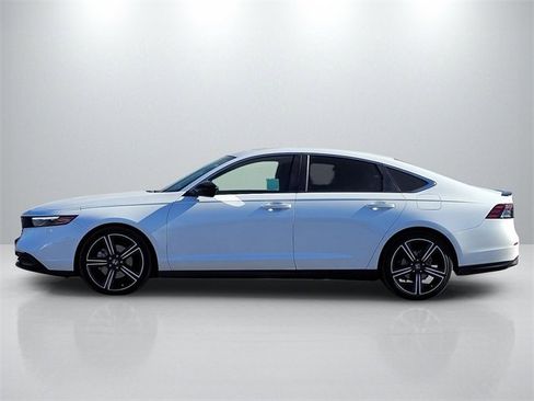 Used 2025 Honda Accord Sport image 7