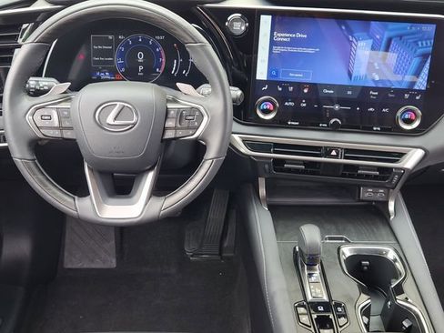 Used 2024 Lexus RX 350 Premium w/ Kick Sensor & Tow Package AWD/4WD image 27