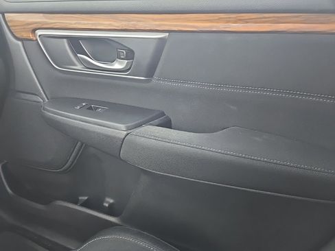 Used 2018 Honda CR-V EX image 12