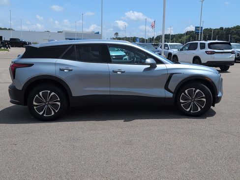 Used 2024 Chevrolet Blazer EV LT AWD/4WD image 8