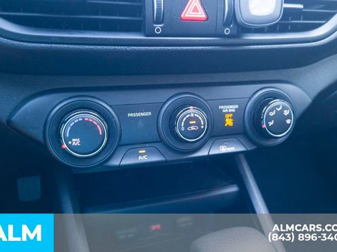 Used 2023 Kia Forte LXS image 27