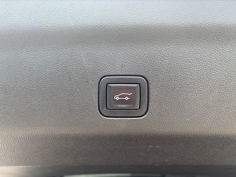 Used 2021 Chevrolet Tahoe High Country w/ Premium Package AWD/4WD image 20