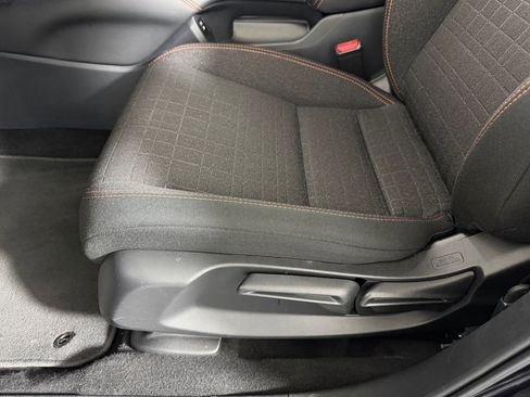 Certified 2025 Honda HR-V Sport image 12