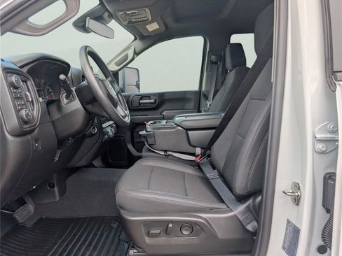 New 2026 Chevrolet Silverado 2500 Custom w/ Custom Value Package AWD/4WD image 14