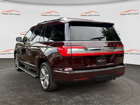 Used 2018 Lincoln Navigator Reserve w/ Technology Package AWD/4WD image 8