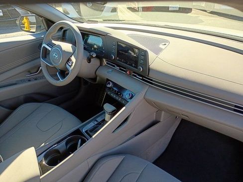 New 2026 Hyundai Elantra SEL Sport Premium FWD image 7