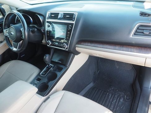 Used 2018 Subaru Outback 2.5i Limited image 25