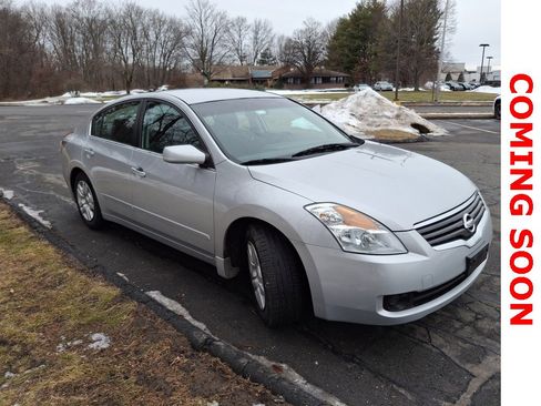 Used 2009 Nissan Altima 2.5 S w/ Emergency Aid Pkg image 3