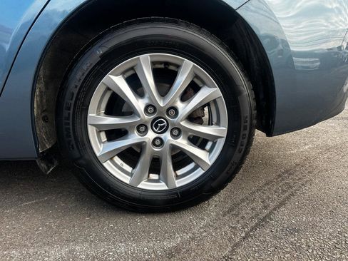 Used 2015 MAZDA MAZDA3 i Touring image 23