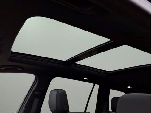 Used 2024 Cadillac XT6 Premium Luxury w/ LPO, Floor Liner Package image 12