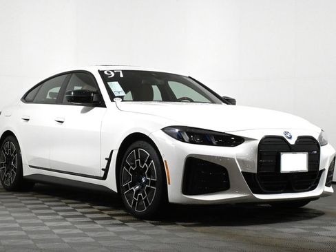 Used 2025 BMW i4 M50 w/ Premium Package image 9