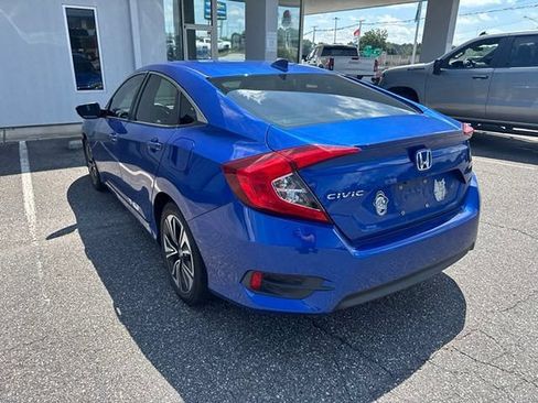 Used 2018 Honda Civic EX-T image 6