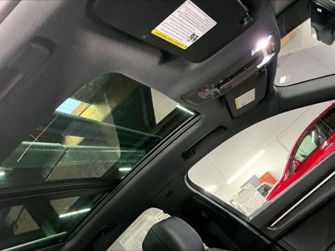 Used 2025 Audi Q3 2.0T Premium Plus w/ Premium Plus Package image 25