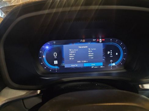 Certified 2025 Volvo V60 B5 Cross Country Ultra image 20