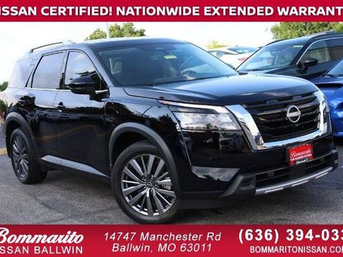 Certified 2025 Nissan Pathfinder SL w/ SL Premium Package FWD image 1