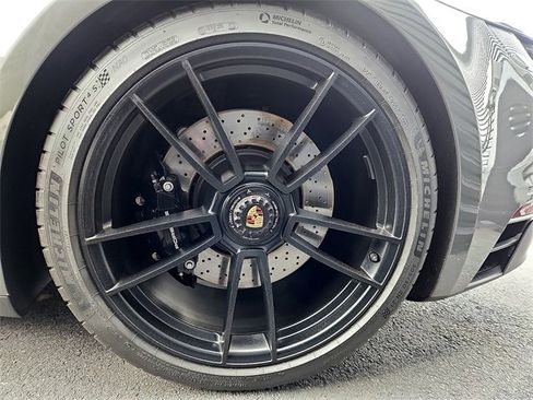 Used 2023 Porsche 911 Carrera 4 GTS image 13