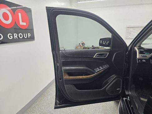 Used 2020 GMC Yukon XL Denali RWD image 26