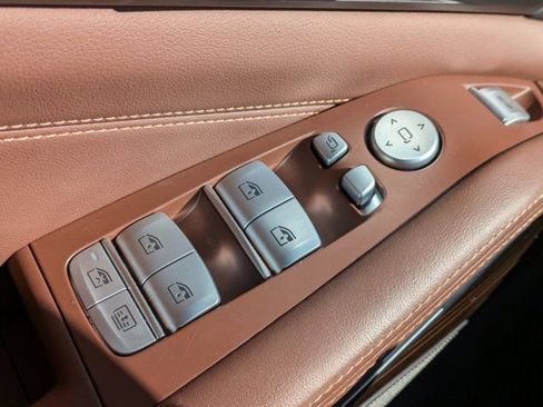 Used 2025 BMW X7 xDrive40i image 21