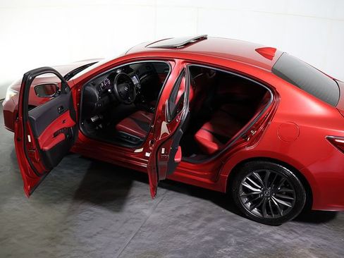 Used 2019 Acura ILX FWD image 5