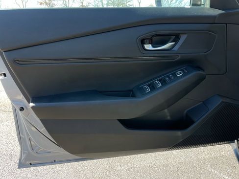 Certified 2025 Honda Accord SE image 24